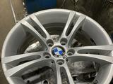 Титановые диски R18 BMW за 10 000 тг. в Алматы