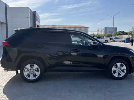 Toyota RAV4 2020 года за 15 000 000 тг. в Актау – фото 6