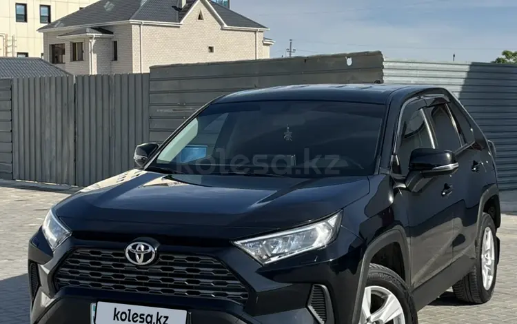 Toyota RAV4 2020 года за 15 000 000 тг. в Актау