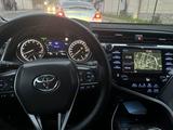 Toyota Camry 2018 года за 15 500 000 тг. в Шымкент – фото 4