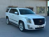 Cadillac Escalade 2016 годаүшін24 900 000 тг. в Алматы – фото 2