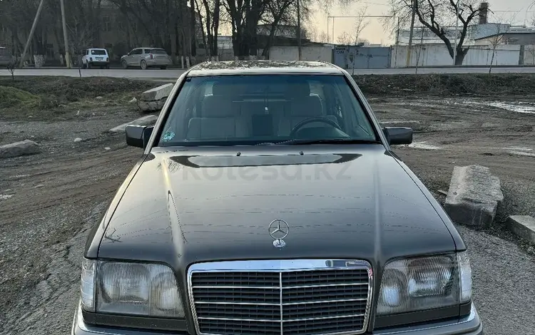 Mercedes-Benz E 320 1994 года за 4 200 000 тг. в Тараз