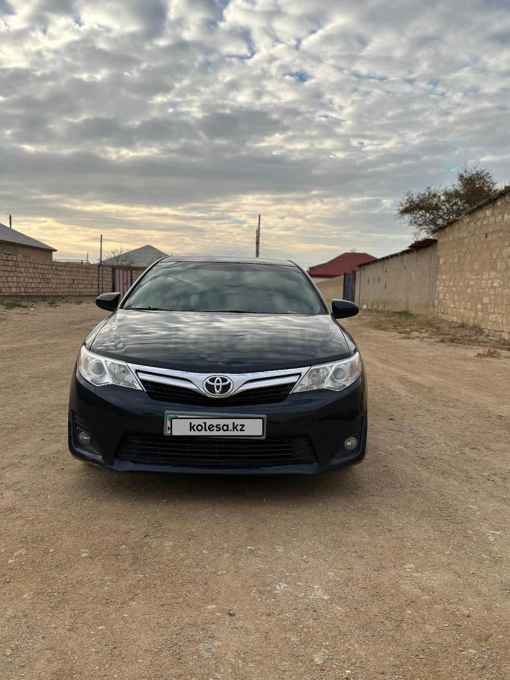 Toyota Camry 2013 г.