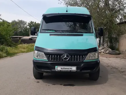 Mercedes-Benz Sprinter 2001 года за 6 700 000 тг. в Алматы – фото 10