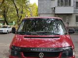 Volkswagen Caravelle 1997 года за 4 500 000 тг. в Шу