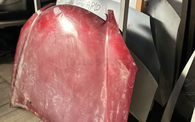 Передний капот крыло на Тойота за 2 026 тг. в Актау