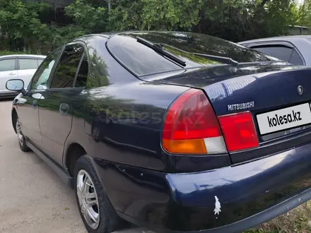 Mitsubishi Carisma 1996 года за 1 500 000 тг. в Алматы – фото 4