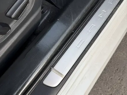 Toyota Camry 2019 года за 14 800 000 тг. в Алматы – фото 9