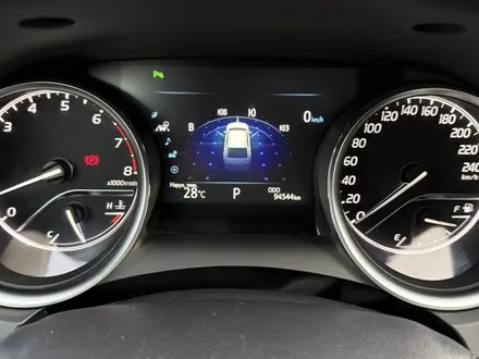 Toyota Camry 2019 года за 14 800 000 тг. в Алматы – фото 10