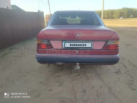 Mercedes-Benz E 250 1993 года за 800 000 тг. в Костанай – фото 4