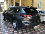 Toyota Highlander 2022 года за 24 200 000 тг. в Шымкент – фото 4