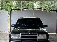 Mercedes-Benz E 200 1992 года за 1 350 000 тг. в Алматы