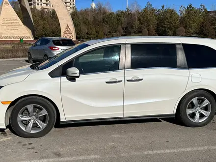 Honda Odyssey 2018 года за 16 500 000 тг. в Шымкент – фото 3