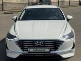 Hyundai Sonata 2022 года за 15 000 000 тг. в Алматы – фото 3