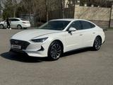 Hyundai Sonata 2022 года за 15 000 000 тг. в Алматы