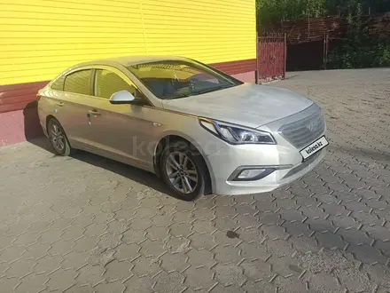 Hyundai Sonata 2016 года за 6 700 000 тг. в Караганда – фото 2