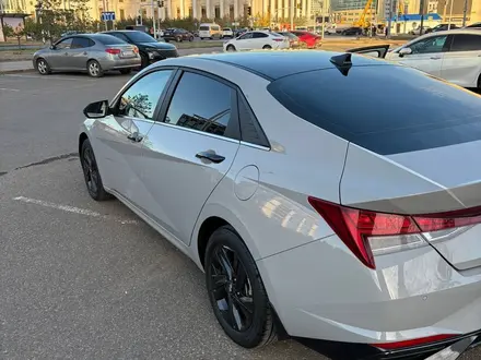 Hyundai Elantra 2023 года за 7 900 000 тг. в Астана – фото 6