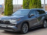 Toyota Highlander Luxe 2020 года за 23 500 000 тг. в Алматы – фото 2
