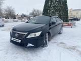 Toyota Camry 2013 года за 9 800 000 тг. в Атырау