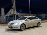 Hyundai Sonata 2011 годаfor5 000 000 тг. в Атырау – фото 3