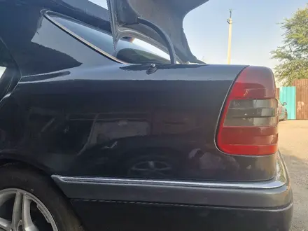 Mercedes-Benz C 280 1993 года за 2 300 000 тг. в Алматы – фото 14