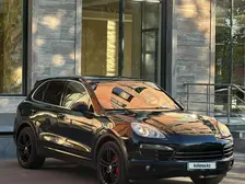 Porsche Cayenne, 2013