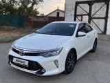 Toyota Camry 2017 года за 13 600 000 тг. в Байконыр