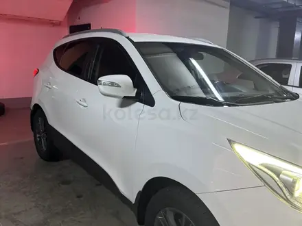 Hyundai Tucson 2014 года за 8 500 000 тг. в Астана – фото 2