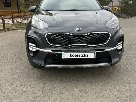 Kia Sportage 2019 года за 10 500 000 тг. в Уральск – фото 2
