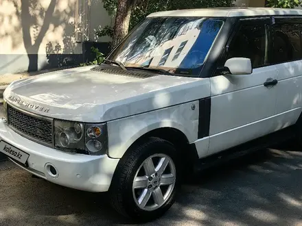 Land Rover Range Rover 2004 года за 3 200 000 тг. в Алматы – фото 4