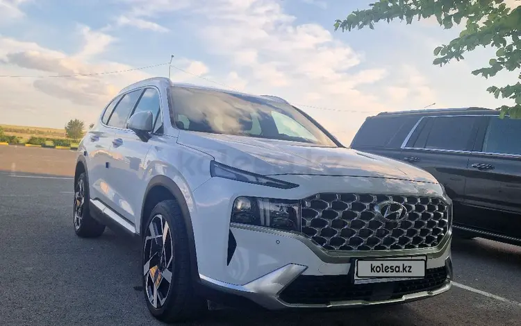 Hyundai Santa Fe 2021 годаүшін14 500 000 тг. в Семей