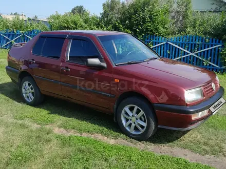 Volkswagen Vento 1994 года за 2 300 000 тг. в Петропавловск – фото 13