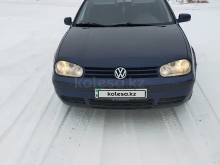 Volkswagen Golf 2001 годаүшін3 100 000 тг. в Караганда