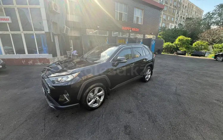 Toyota RAV4 2021 годаүшін15 700 000 тг. в Алматы