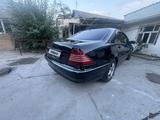 Mercedes-Benz S 320 2002 года за 2 800 000 тг. в Тараз – фото 3