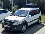 ВАЗ (Lada) Largus Cross 2018 года за 4 700 000 тг. в Актобе – фото 2