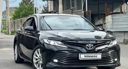 Toyota Camry 2018 года за 12 200 000 тг. в Алматы