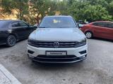 Volkswagen Tiguan 2017 года за 13 000 000 тг. в Астана