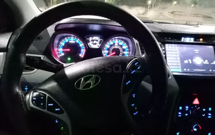 Hyundai Elantra 2013 годаүшін5 100 000 тг. в Алматы