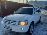 Toyota Highlander 2006 года за 8 100 000 тг. в Алматы – фото 2