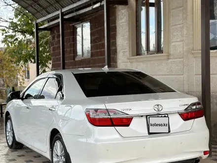 Toyota Camry 2015 года за 13 000 000 тг. в Тараз – фото 3