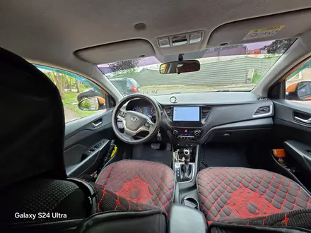 Hyundai Accent 2017 года за 6 000 000 тг. в Павлодар – фото 2