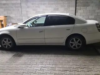 Nissan Altima, 2005