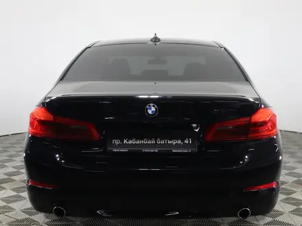 BMW 530 2018 года за 13 990 000 тг. в Астана – фото 5