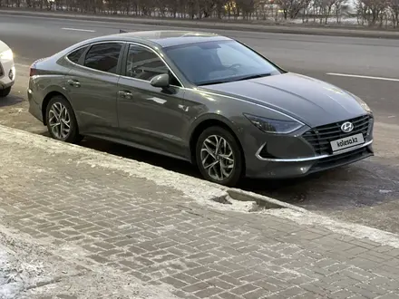 Hyundai Sonata 2021 года за 10 900 000 тг. в Астана