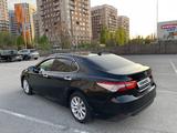 Toyota Camry 2019 года за 12 500 000 тг. в Астана – фото 4
