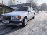 Mercedes-Benz E 200 1990 года за 2 600 000 тг. в Алматы