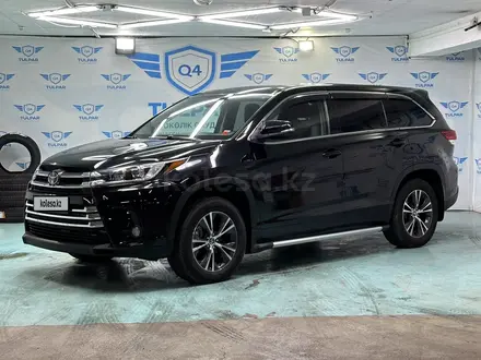 Toyota Highlander 2018 года за 17 300 000 тг. в Астана – фото 4