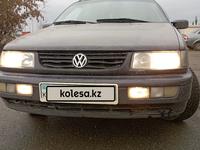 Volkswagen Passat 1995 годаүшін1 600 000 тг. в Семей