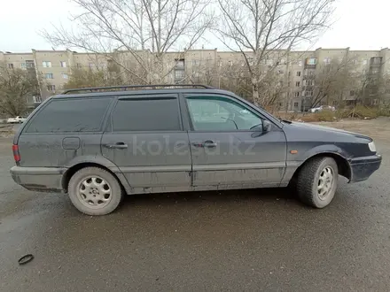 Volkswagen Passat 1995 года за 1 600 000 тг. в Семей – фото 5